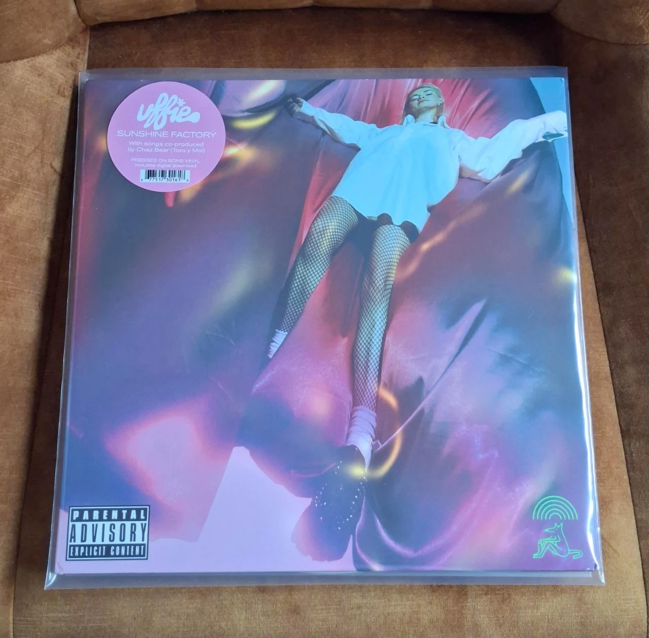 Lp Uffie – Fábrica de Sol – photo 5